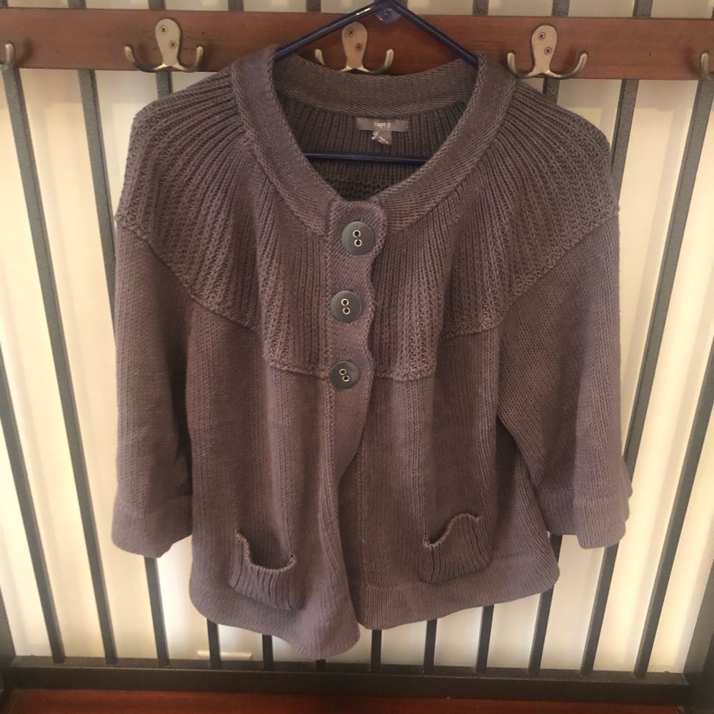 *Cozy short shrug  or chunky shrug